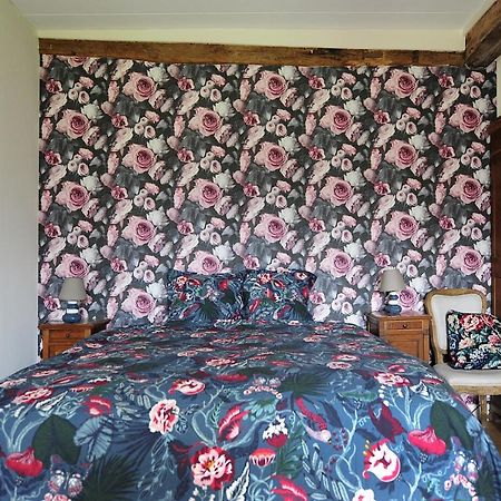 Chambre D'Hotes Fantesstique Berzieux Экстерьер фото