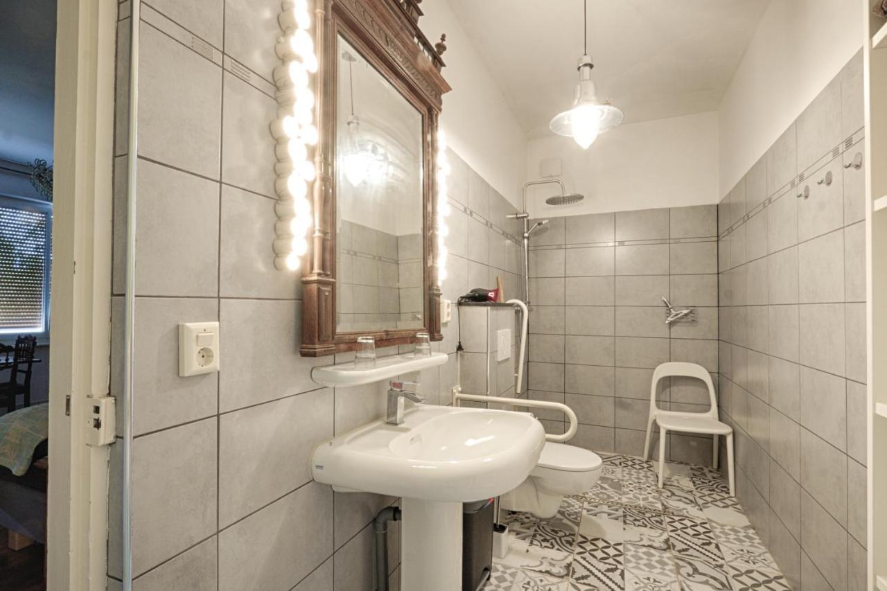 Chambre D'Hotes Fantesstique Berzieux Экстерьер фото